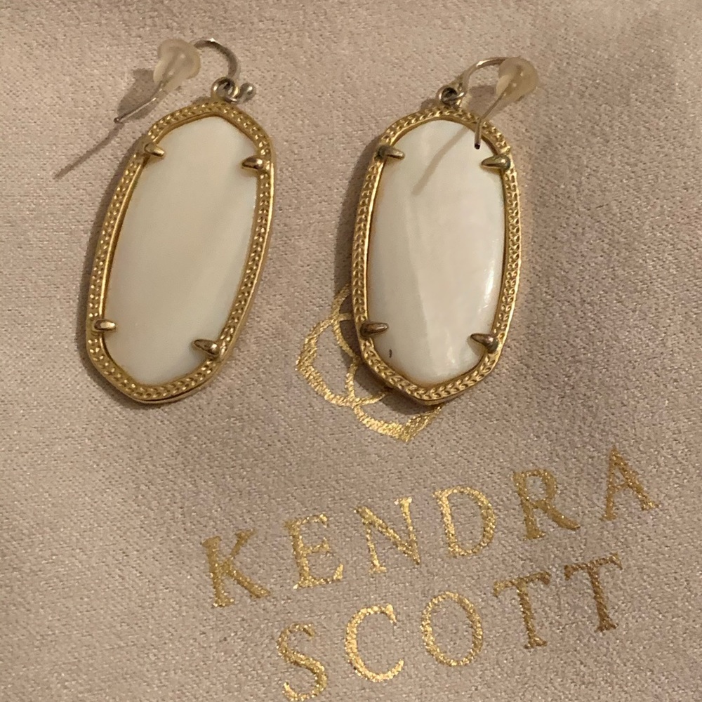 Kendra Scott Elle earrings